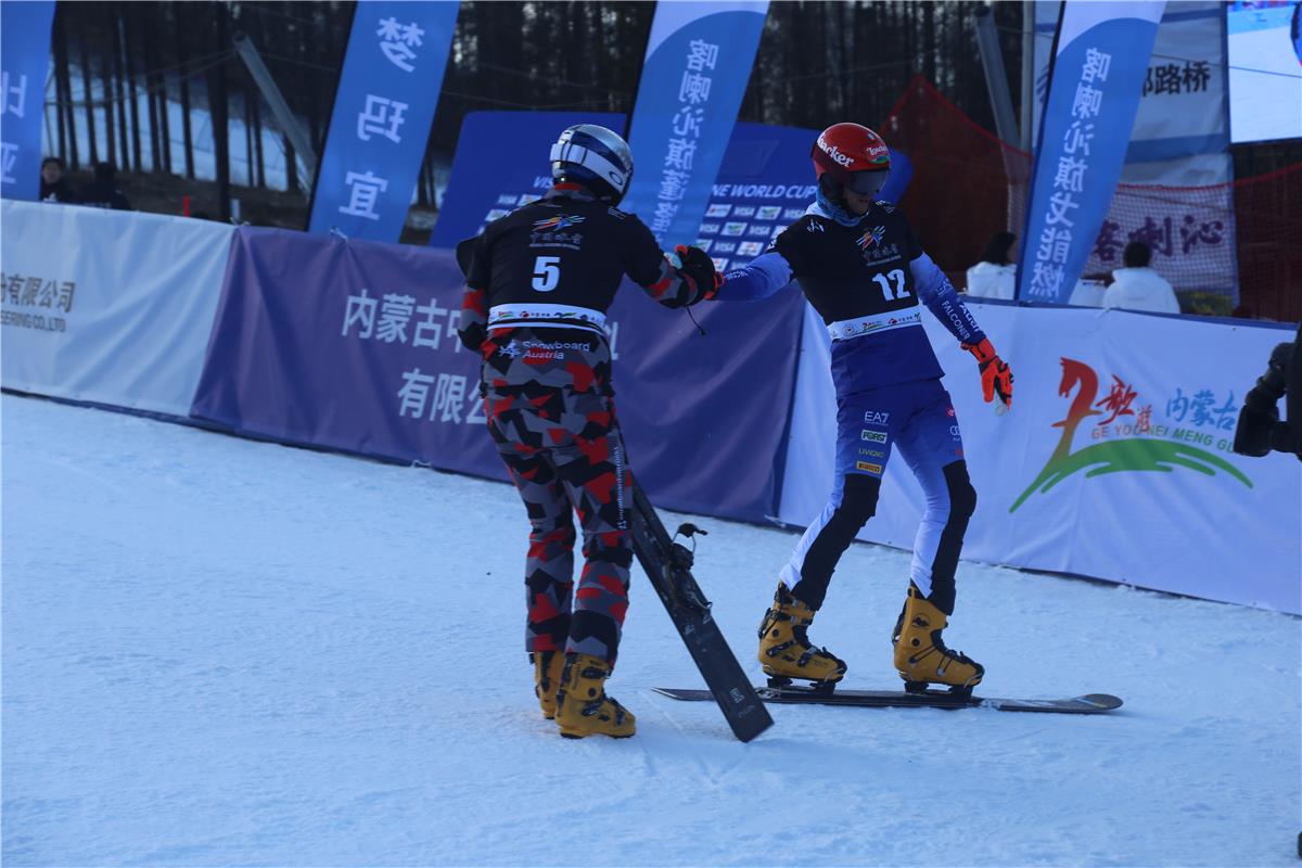 世界学者杯含金量_世界单板滑雪锦标赛_单板世界杯