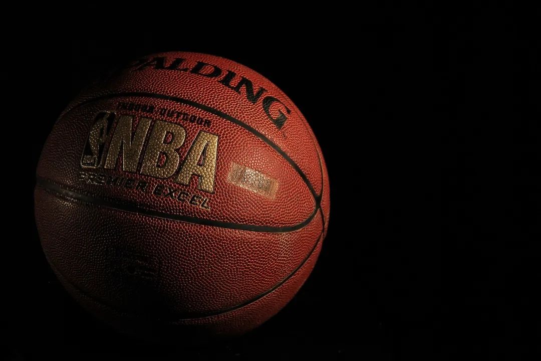 NBA多队顶薪续约球星背后：顶级商业开发能力是如何炼成的