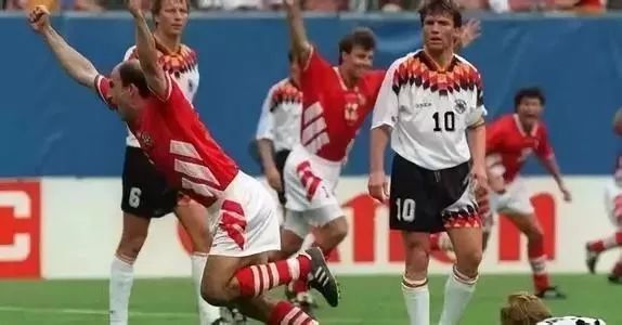 回顾1994年美国世界杯：爸爸们的青春谢幕与90年代初的足球记忆