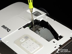 世界杯蜘蛛侠两不误 明基W1400投影首测